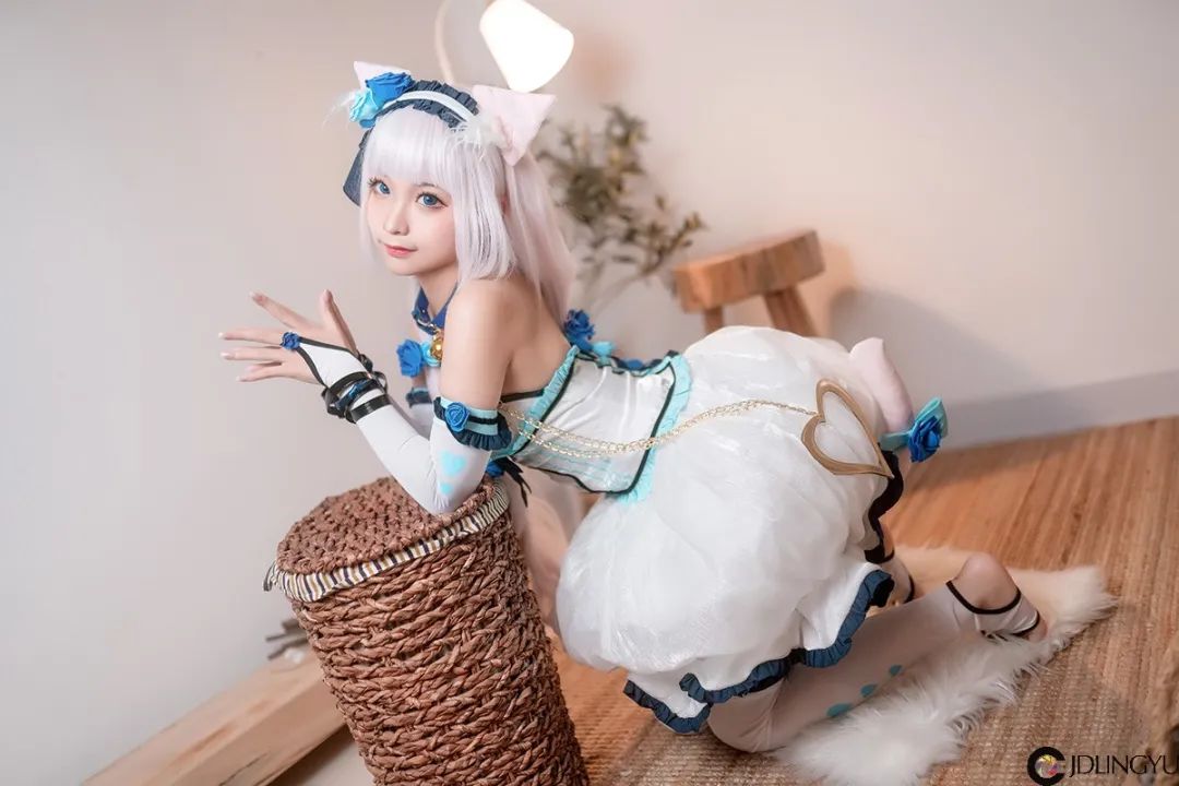 妹子絲襪都破了，好心疼??！插圖27