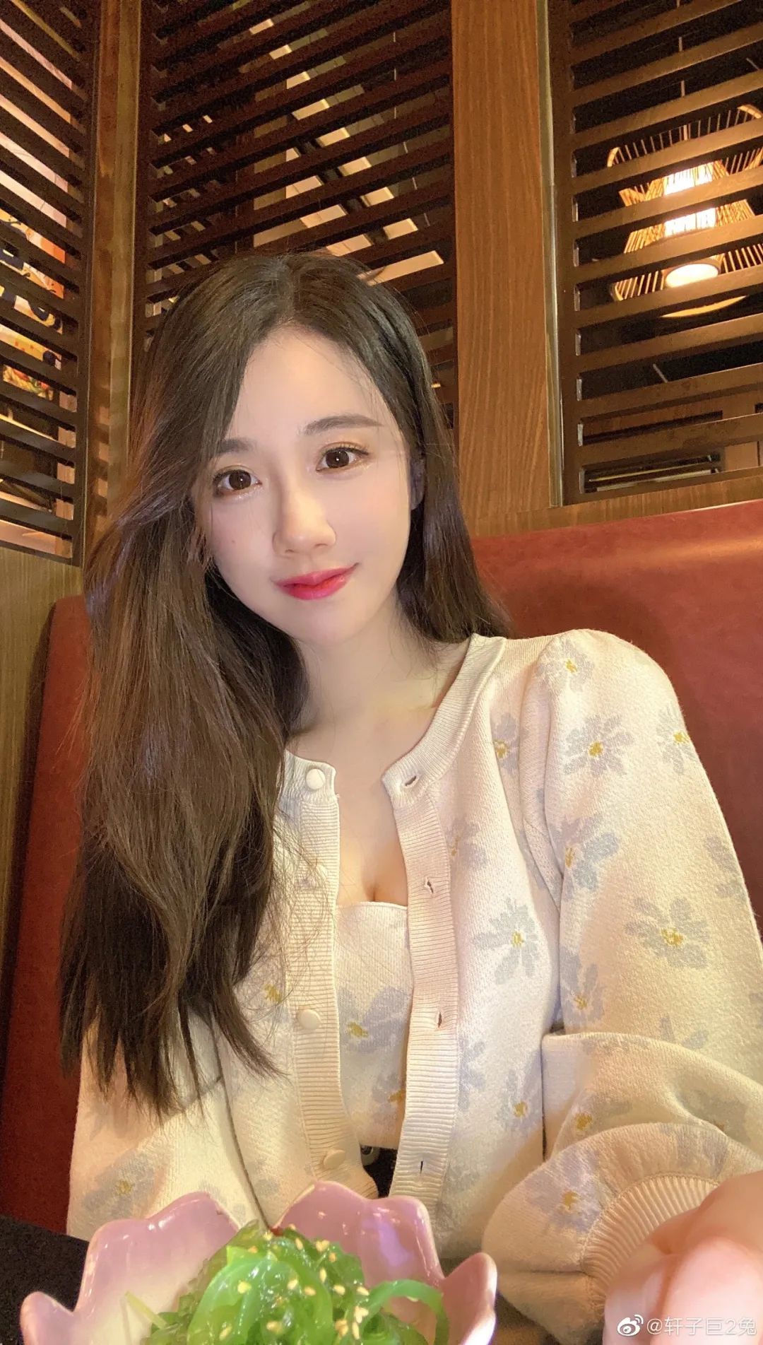 小姐姐?睡過站了，要不要叫醒她？插圖32