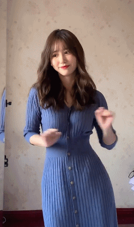 真-純欲天花板的藍衣戰神，一栗小莎子是怎么火的？插圖2