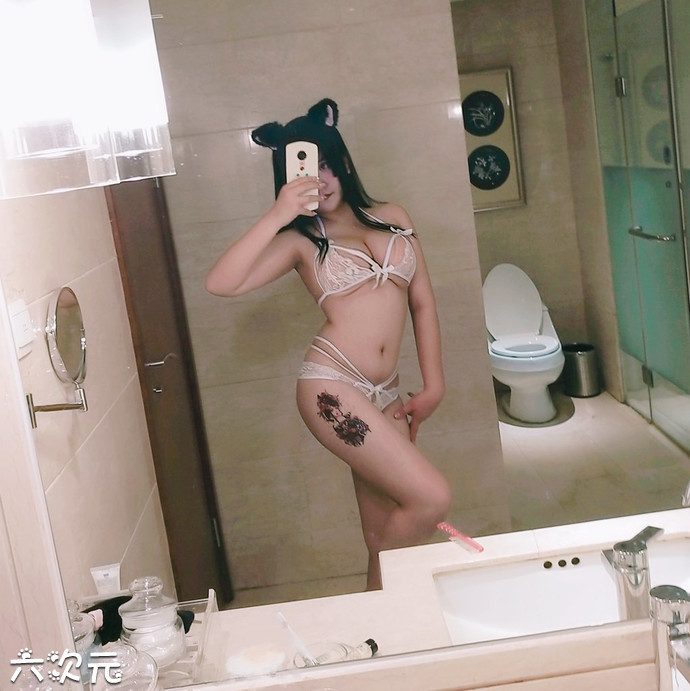 泳裝賽高！夏鴿鴿不想起床最全16套COS圖片合集插圖3
